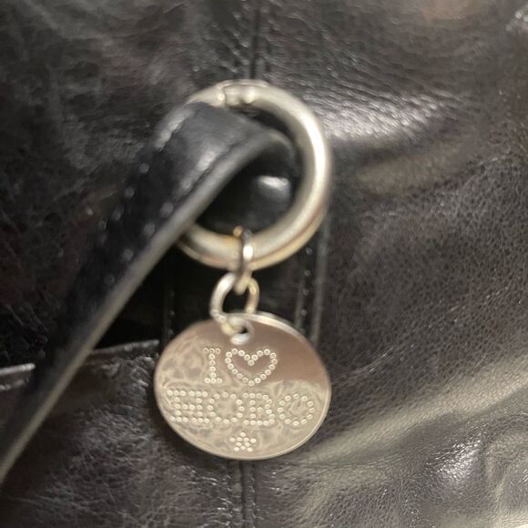 HOBO leather Black shoulder bag with silver tone hardwares. - Picture 9 of 14